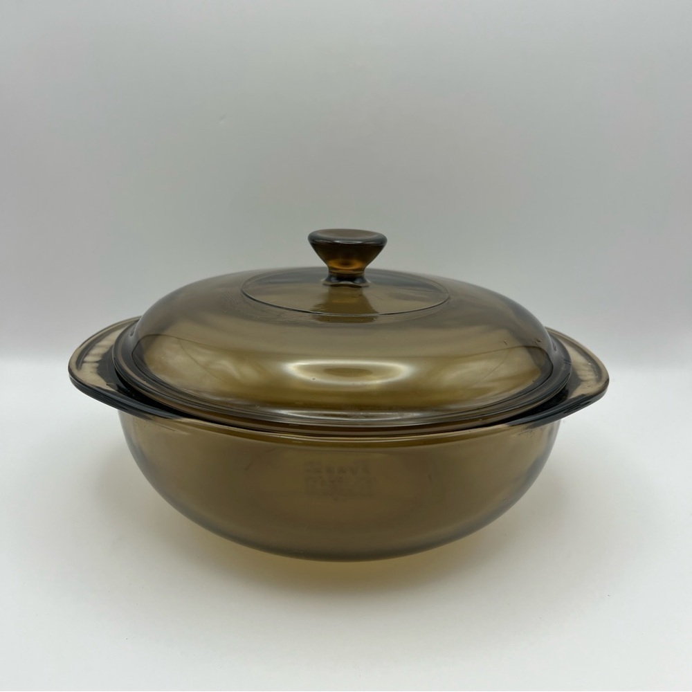 Pyrex Amber Glass Casserole Dish with Lid